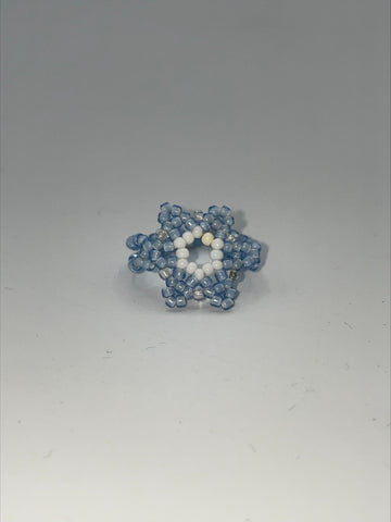 Blue and White Floral Seed Beaded Ring | SUSANA HUITRON ALANCO