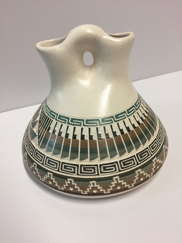 White Wedding Vase Style Pot | Leon King