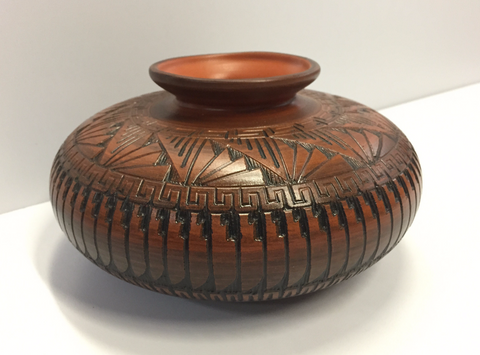 Wide Engraved Pot | E Henry